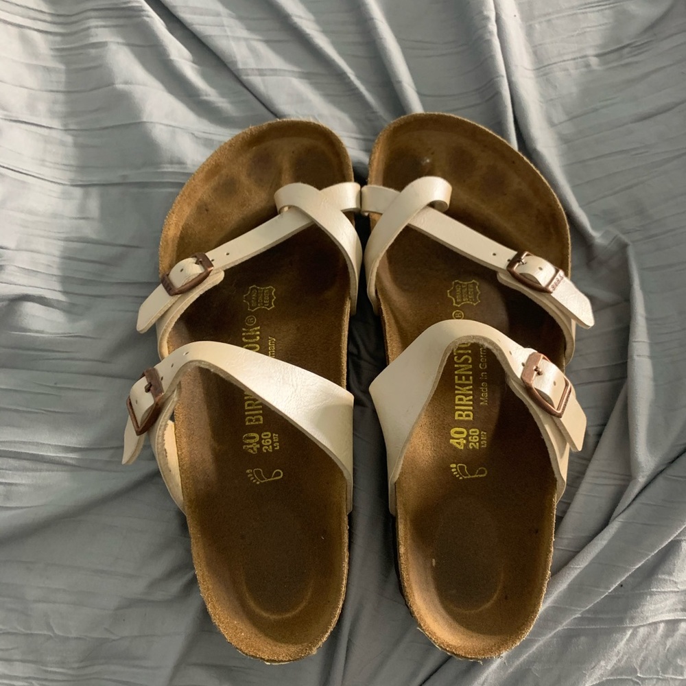 Birkenstock’s Mayari
Birko-Flor